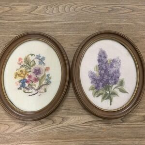 VTG Framed Floral Embroidery Oval Gold Brown Frames Set 2 Multicolor Wall Decor